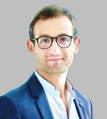 Loucif Léo OUYAHIA Photo